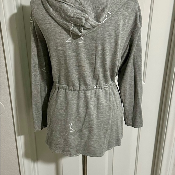 Peyton Primrose Gray Hooded Cardigan with Star Print (XL) - Picture 2 of 2